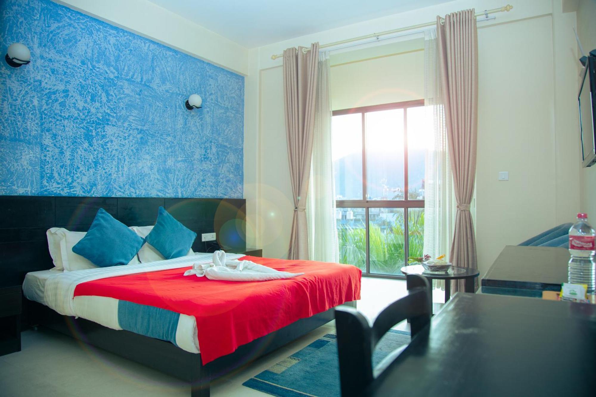 Tuki Resort Покхара Экстерьер фото