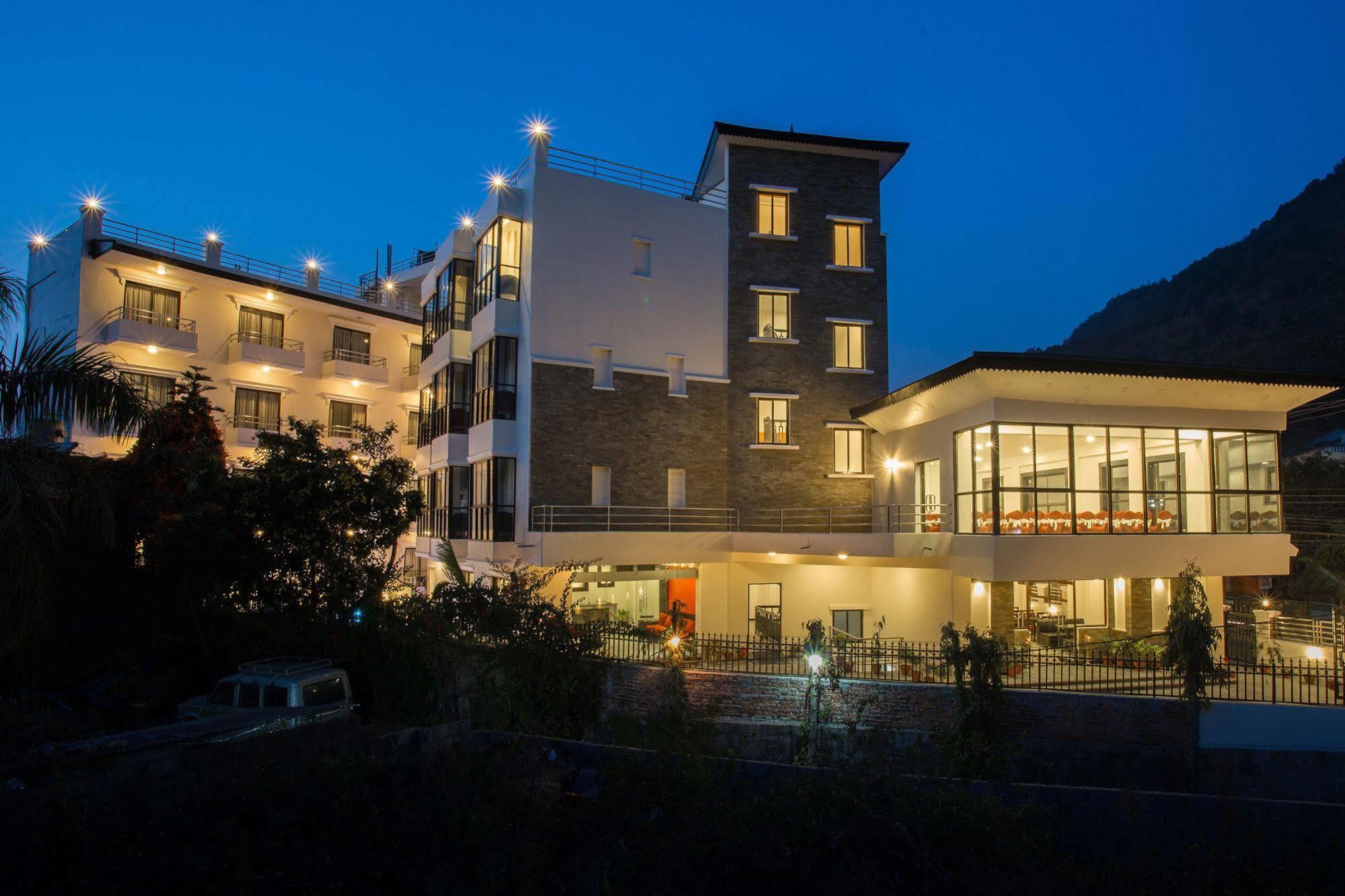 Tuki Resort Покхара Экстерьер фото